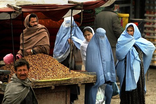 Women at market