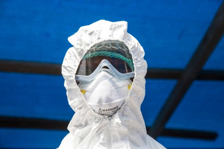 Ebola-equipment