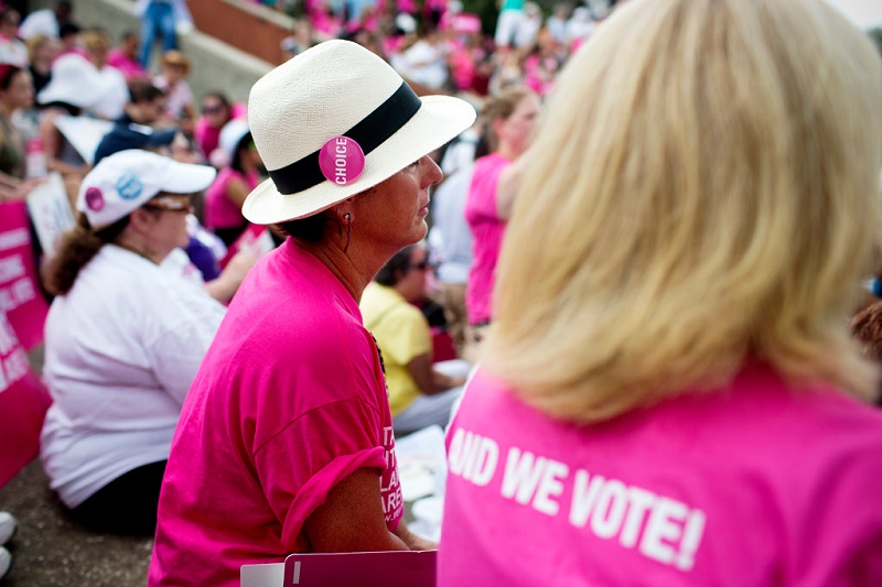 Site Facilitates Giving to Planned Parenthood Action in GOP Candidates
