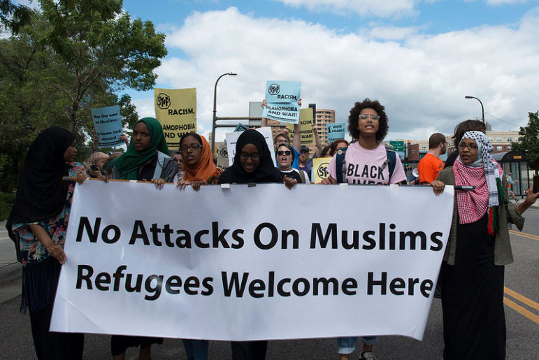 Refugees-Welcome-Minnesota-protest