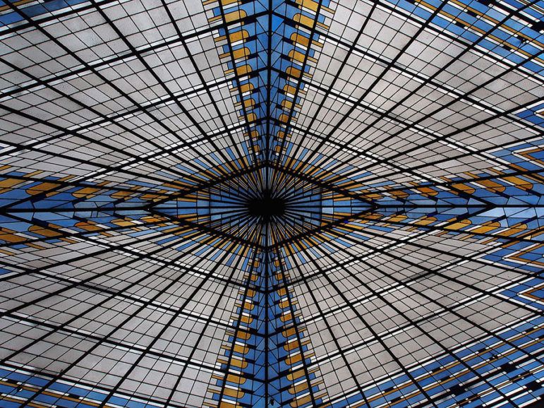 Glass-ceiling