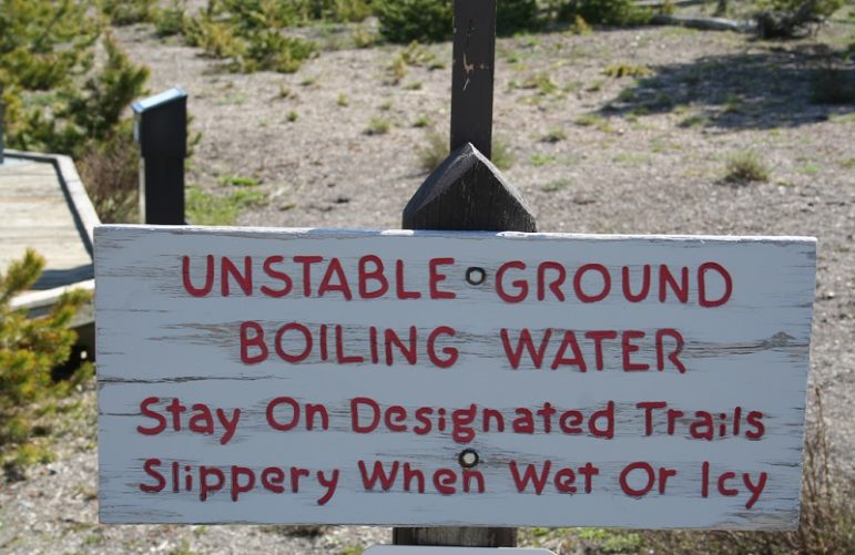 unstable-ground-boiling-water-sign