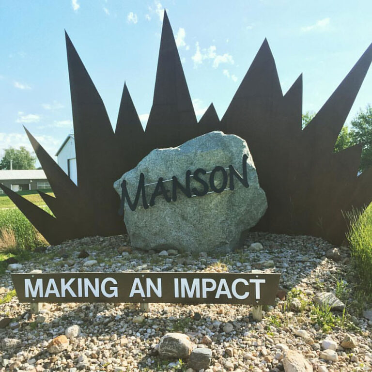 Community Rallies to Launch Nonprofit Grocery Store in a Small Iowan