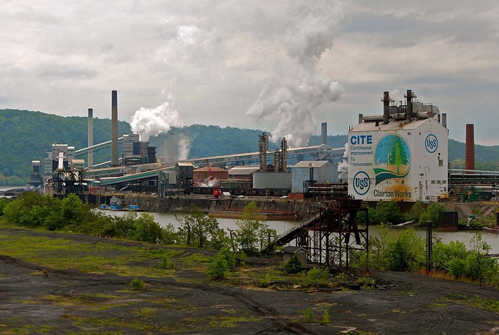 US Steel Clairton Coke Works Factory, in Clairton PA, the alrgest coking factory in the nation.
