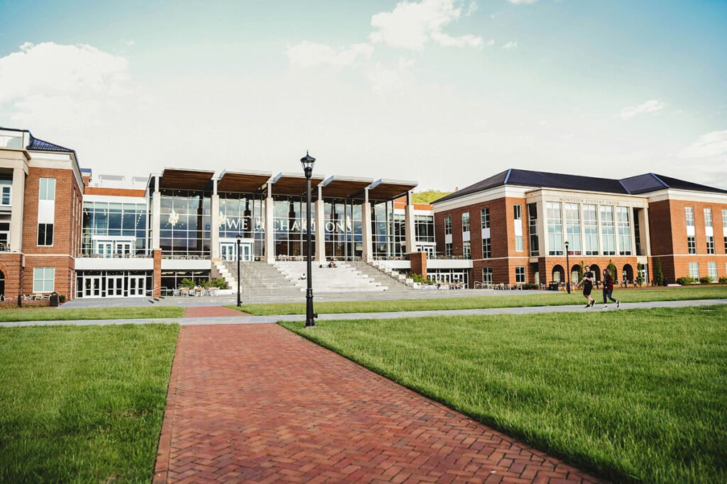 An American College Campus, where class inequality is growing due to weakening of Statewide Student Associations.