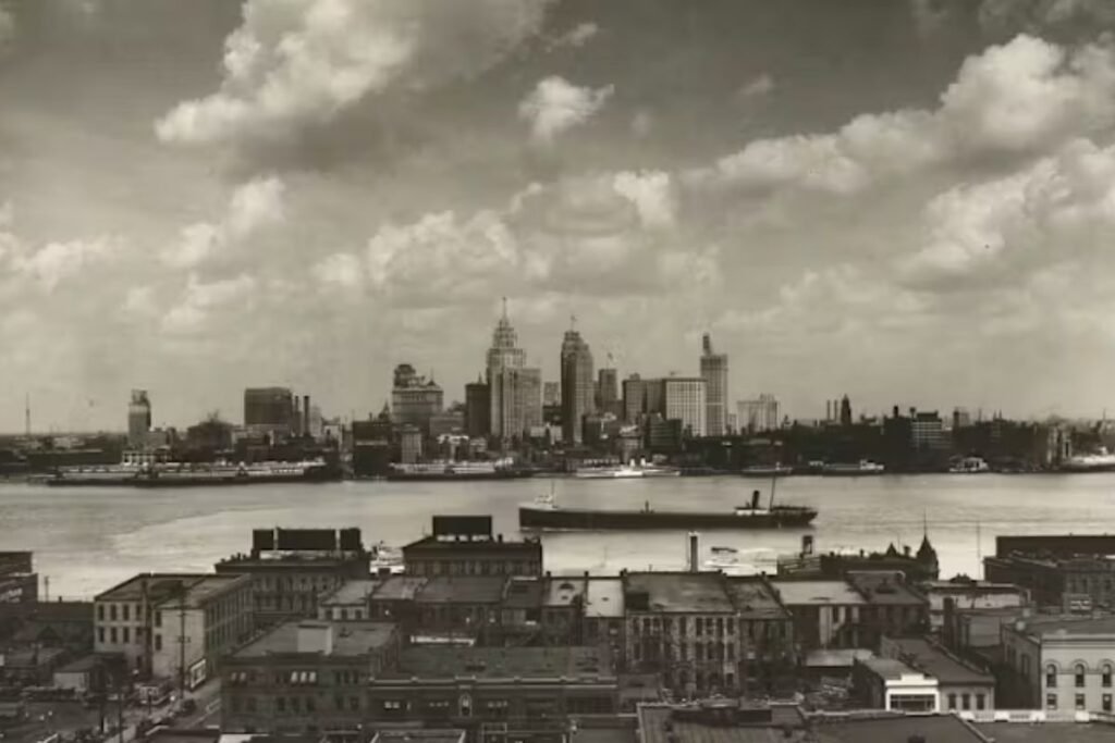 A black and white photo of the Detroit skyline in 1929.