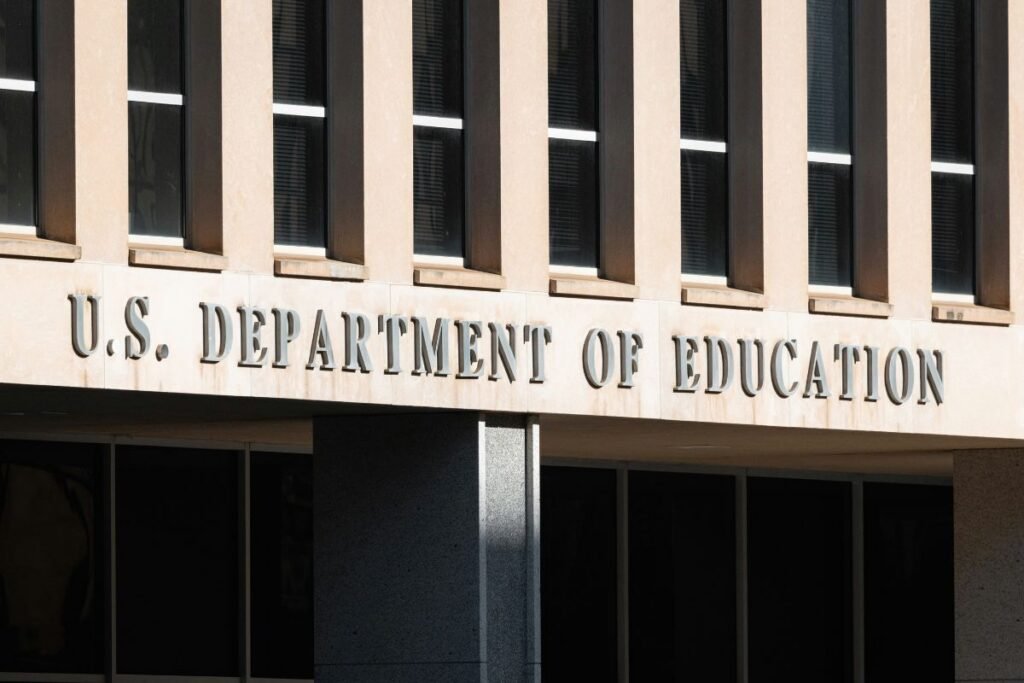 A close shot of the front of the US Department of Education in Washington, DC.